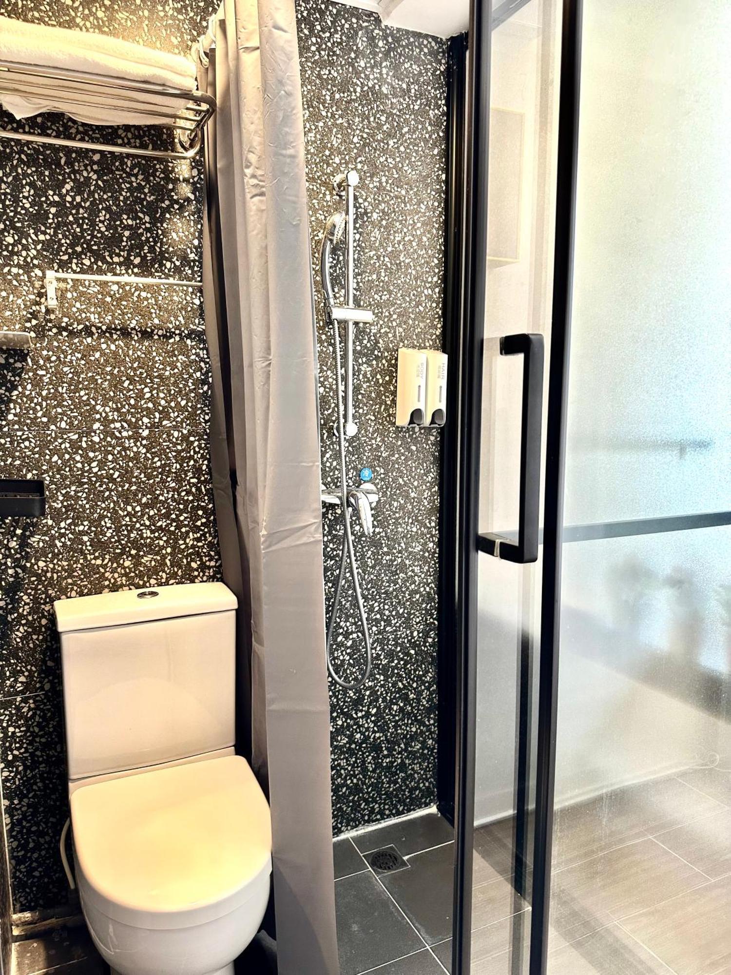 Hotel 木居 Woody House Hongkong Zewnętrze zdjęcie